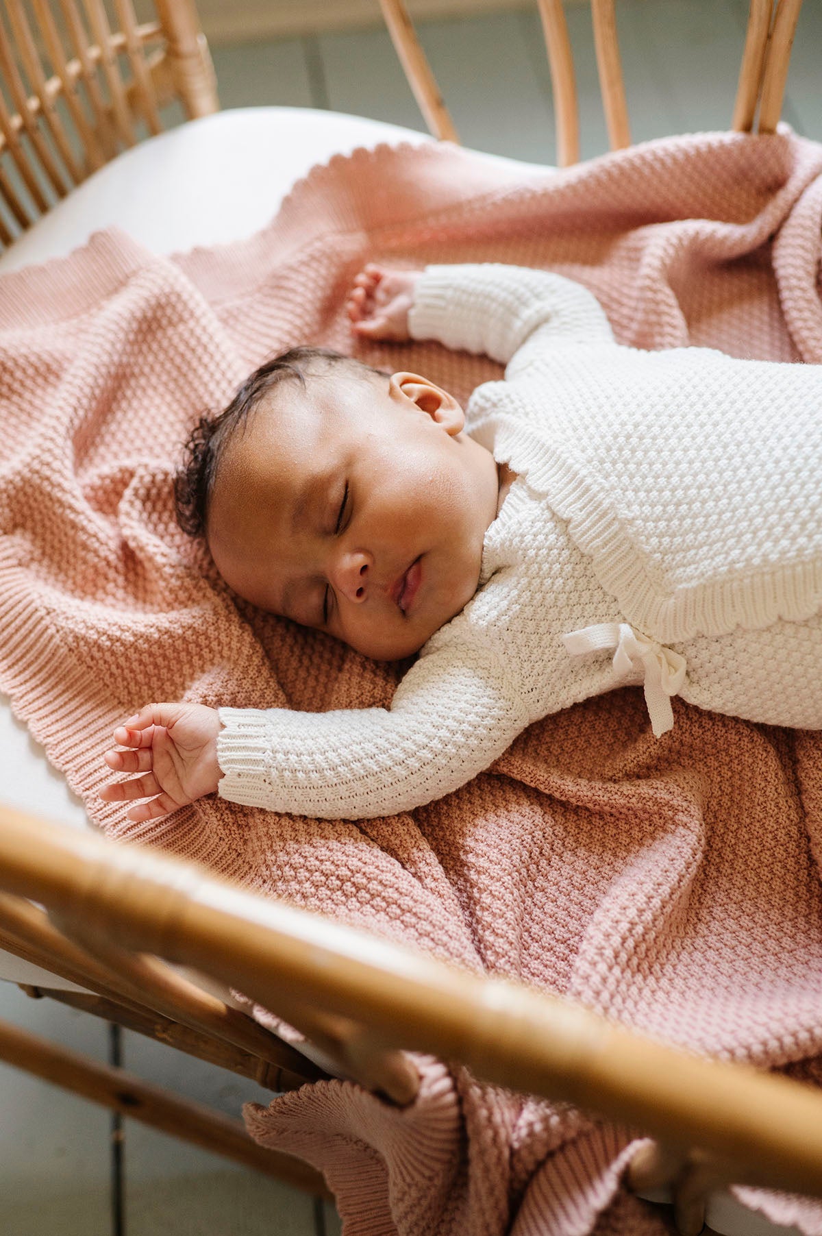 Moss Knit Pink Blanket