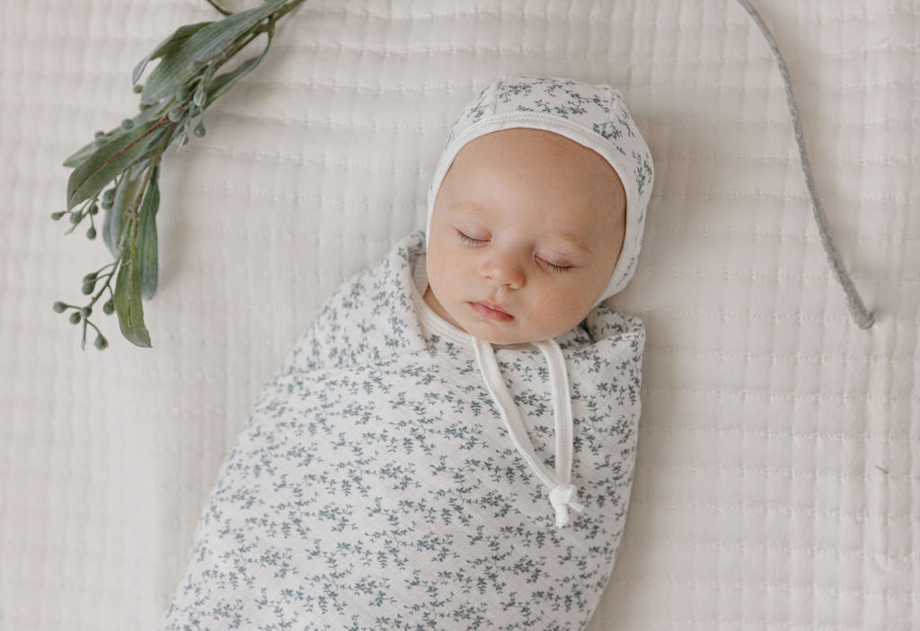 Velour Vine Pattern Blue on Ivory Take me Home Set